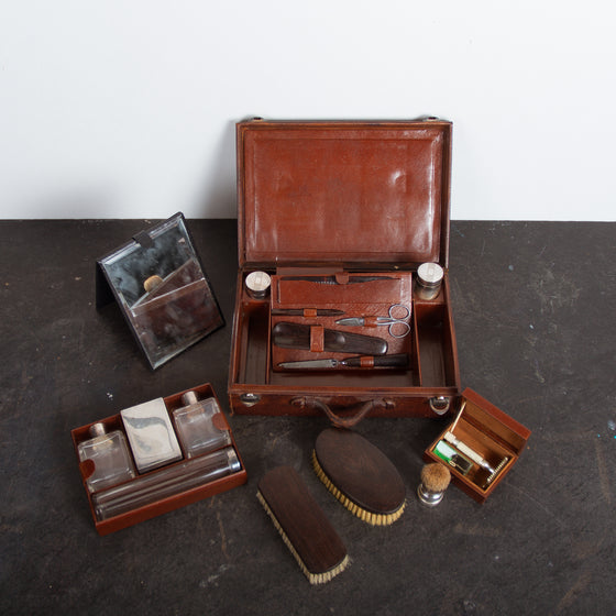 Men's Toilet Accessories Case